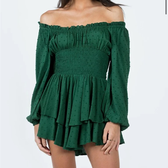Princess Polly ONLY WORN ONCE LOVE GALORE LONG SLEEVE ROMPER GREEN - Picture 3 of 5